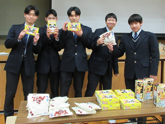 ���T�\��3